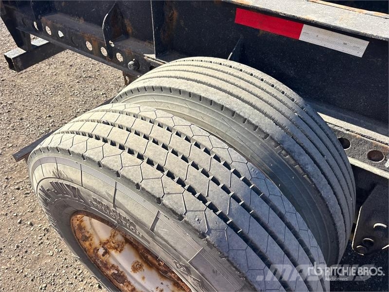 Manac T/A Container Trailer Konteineriekrāvēji