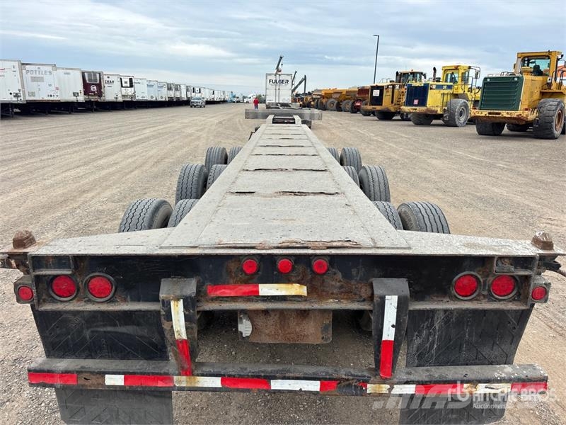 Manac Tri/A Extendable Container Trailer Remolques portacontenedores