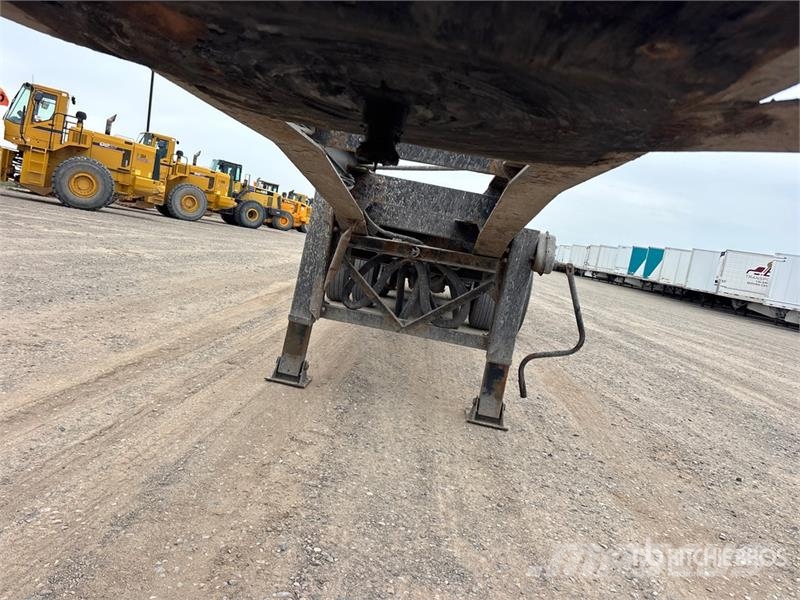 Manac Tri/A Extendable Container Trailer Remolques portacontenedores