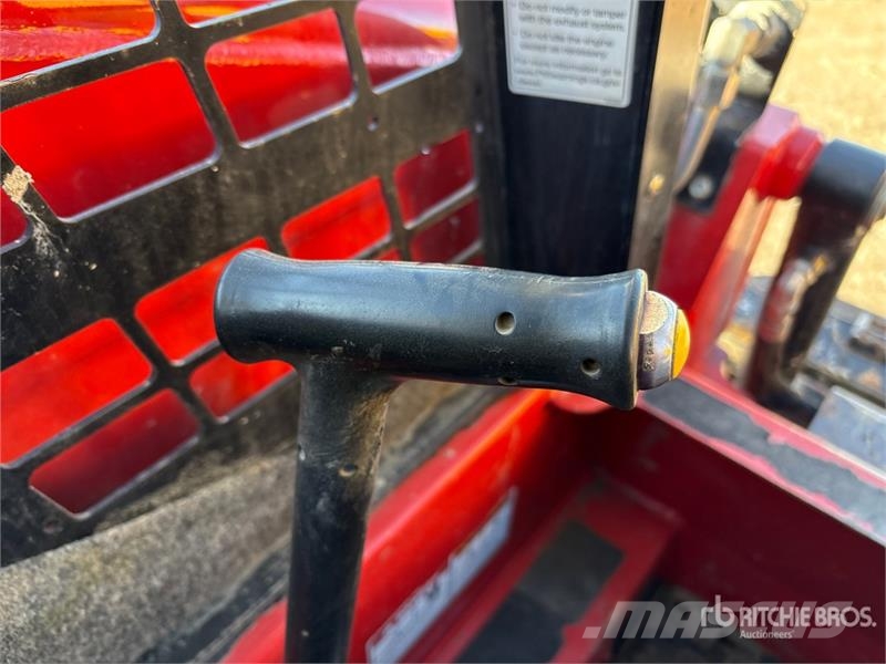 Manitou 1050R Skid Steer Loader لوادر انزلاقية التوجيه