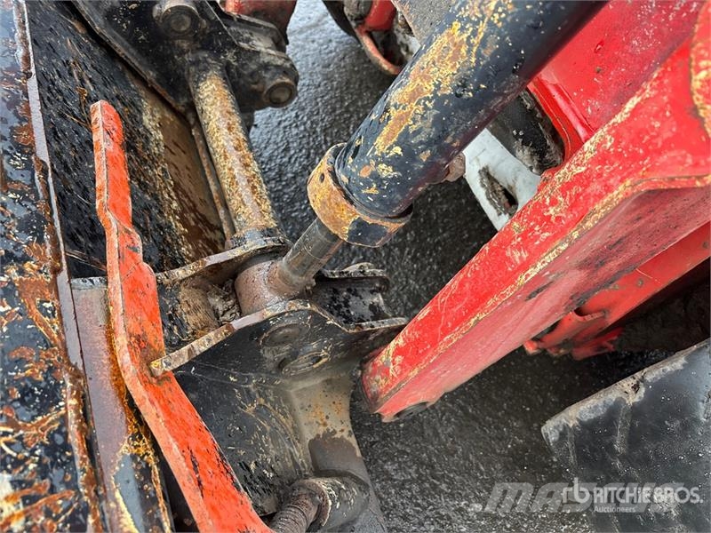 Manitou 1050R-T4 Mini Compact Track Loader Kompaktrakodók