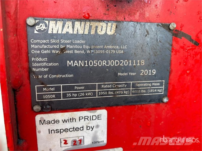 Manitou 1050R-T4 Mini Compact Track Loader Kompaktrakodók
