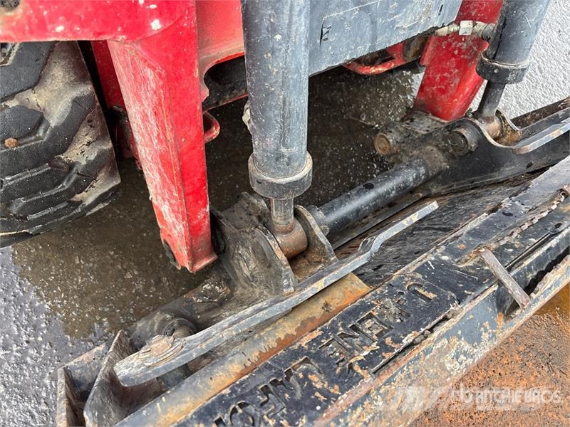 Manitou 1050R-T4 Mini Compact Track Loader Lietoti riteņu kompaktiekrāvēji