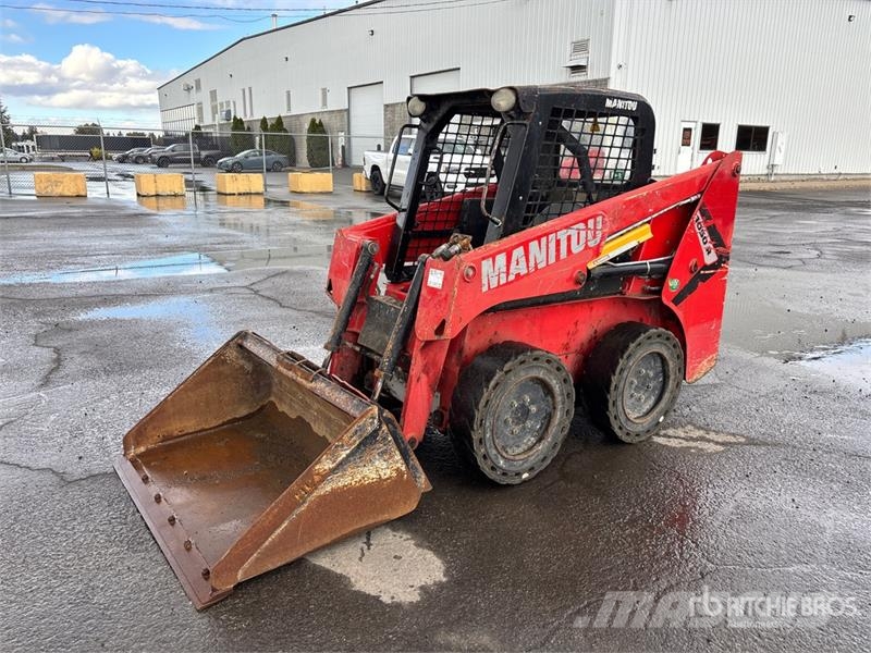 Manitou 1050R-T4 Mini Compact Track Loader Kompaktrakodók