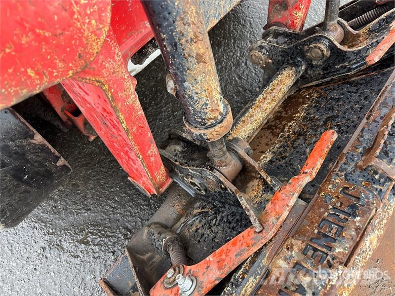 Manitou 1050R-T4 Mini Compact Track Loader Kompaktrakodók