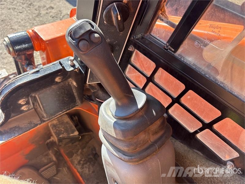 Manitou 1050RT Compact Track Loader Kompaktlaadurid