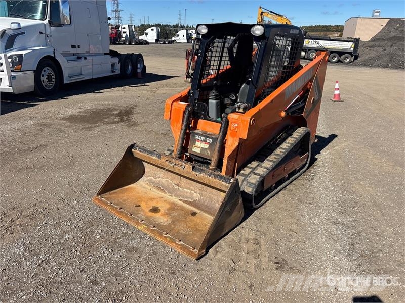 Manitou 1050RT Compact Track Loader لوادر انزلاقية التوجيه