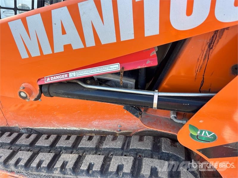 Manitou 1050RT Compact Track Loader لوادر انزلاقية التوجيه