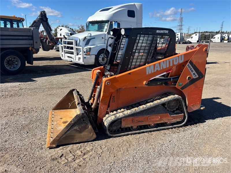Manitou 1050RT Compact Track Loader لوادر انزلاقية التوجيه
