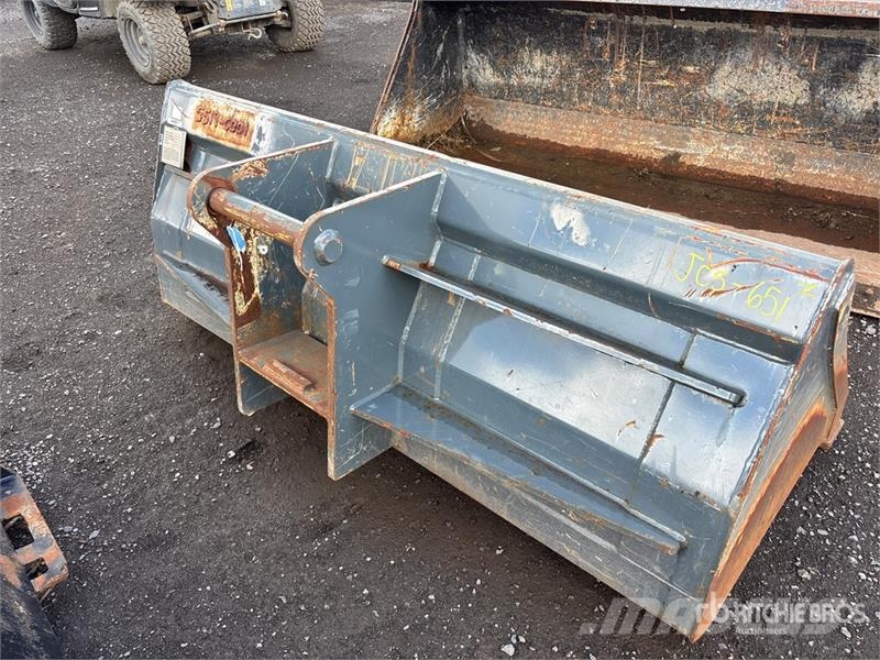 Manitou 820313 72 in Telehandler Bucket Kanalak