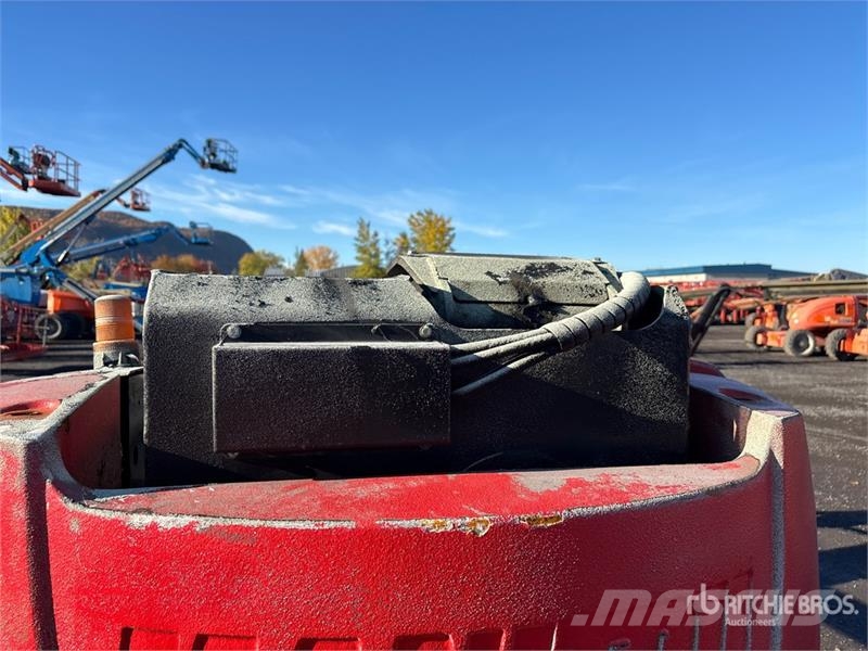 Manitou AETJ43 2WD Electric Articulating Boom Lift Съчленени стрелови подемници