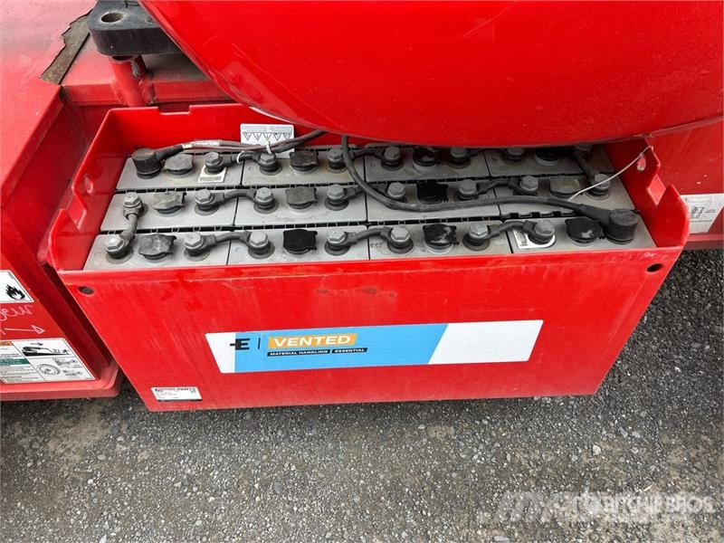 Manitou AETJ49 2WD Electric Articulating Boom Lift Articulated boom lifts