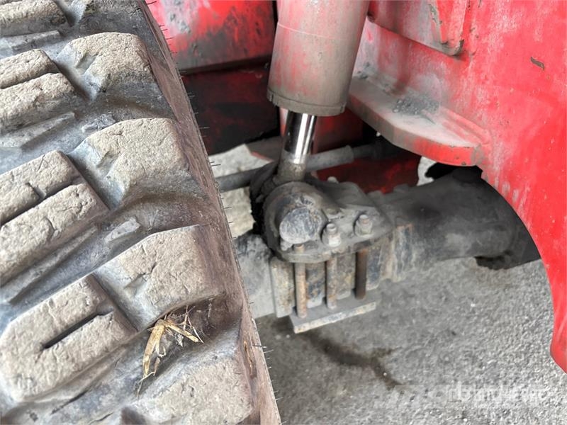 Manitou MT1740 مناولات متداخلة