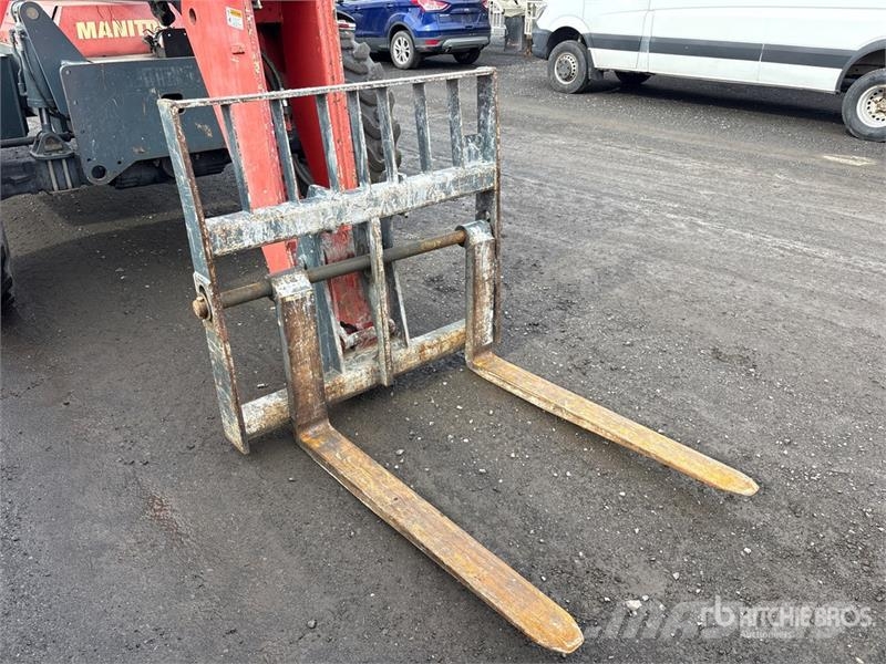 Manitou MT8044 Telehandler Teleskoplader