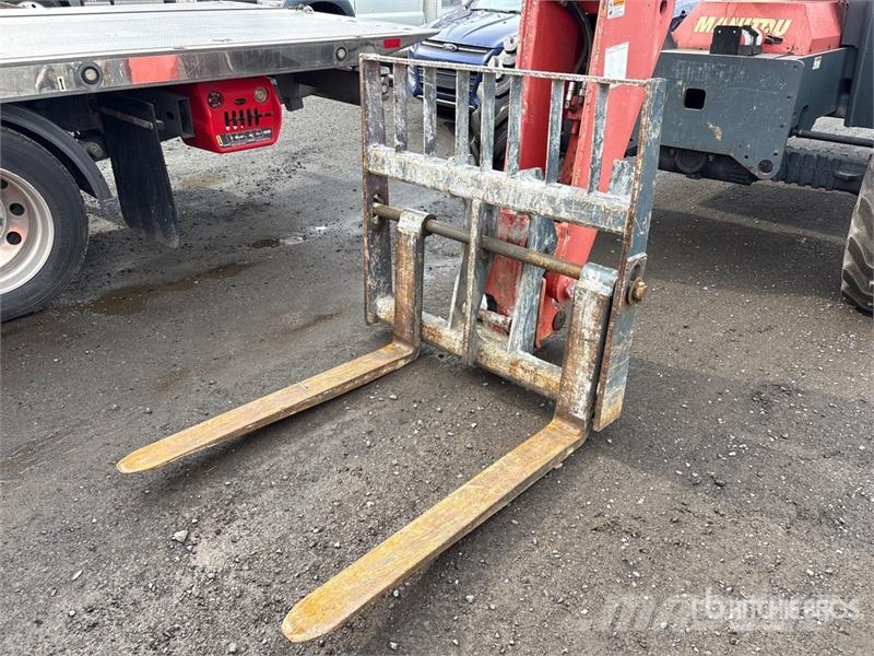 Manitou MT8044 Telehandler Teleskoplader