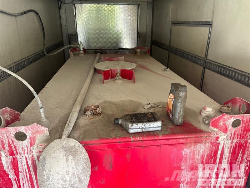 Marathon Magnamax 574RSS4278 750 kW c/w 2004 Manac Trailer 기타 발전기