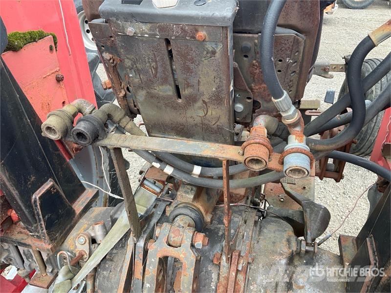 Massey Ferguson 165 Traktorer