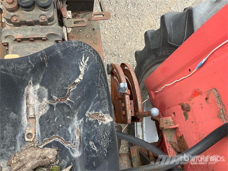 Massey Ferguson 165 Traktorer