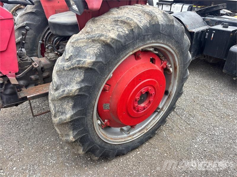 Massey Ferguson 165 2WD Utility Tractor (Inoperable) コンパクトトラクター