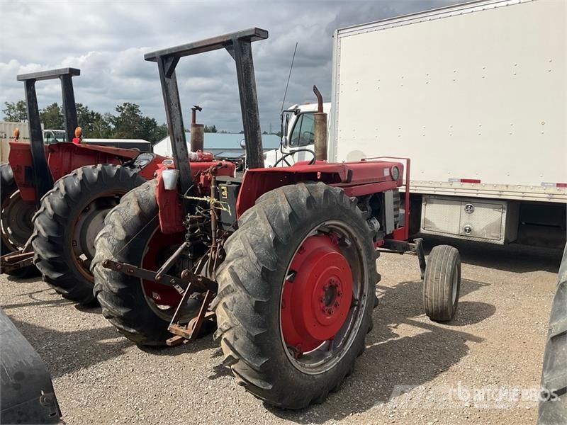 Massey Ferguson 165 2WD Utility Tractor (Inoperable) Micro tracteur