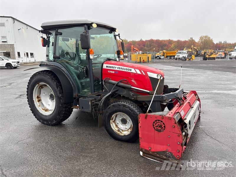 Massey Ferguson 1758 4WD Utility Tractor Manji traktori