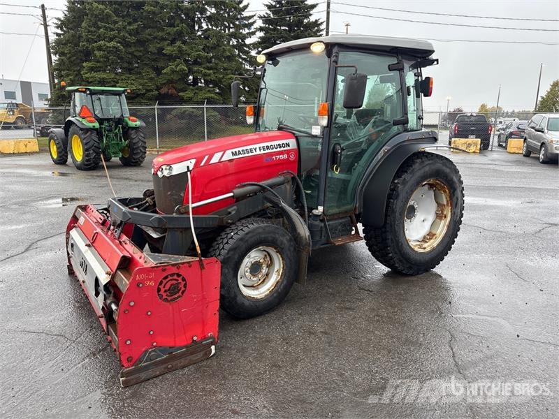 Massey Ferguson 1758 4WD Utility Tractor Manji traktori