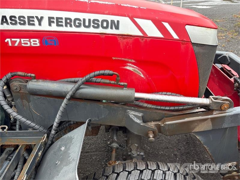 Massey Ferguson 1758 4WD Utility Tractor Manji traktori