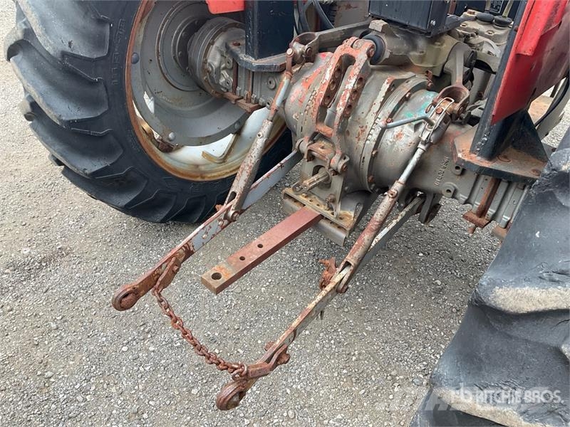 Massey Ferguson 255 2WD Utility Tractor (Inoperable) Manji traktori