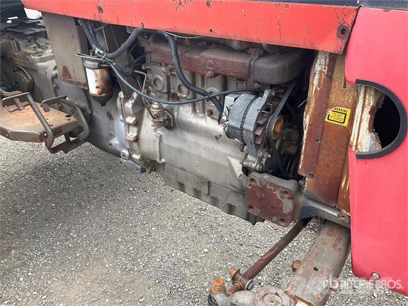 Massey Ferguson 255 2WD Utility Tractor (Inoperable) Manji traktori