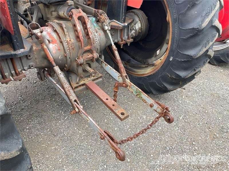 Massey Ferguson 255 2WD Utility Tractor (Inoperable) Manji traktori