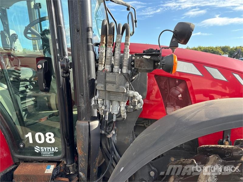 Massey Ferguson 5711 4WD Tractor Tractoren