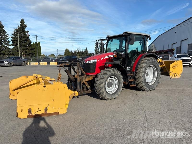 Massey Ferguson 5711 4WD Tractor Tractoren