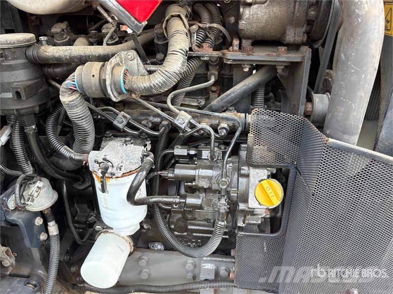 Massey Ferguson MF1760MH 4WD Utility Tractor (Inoperable) 小型拖拉机
