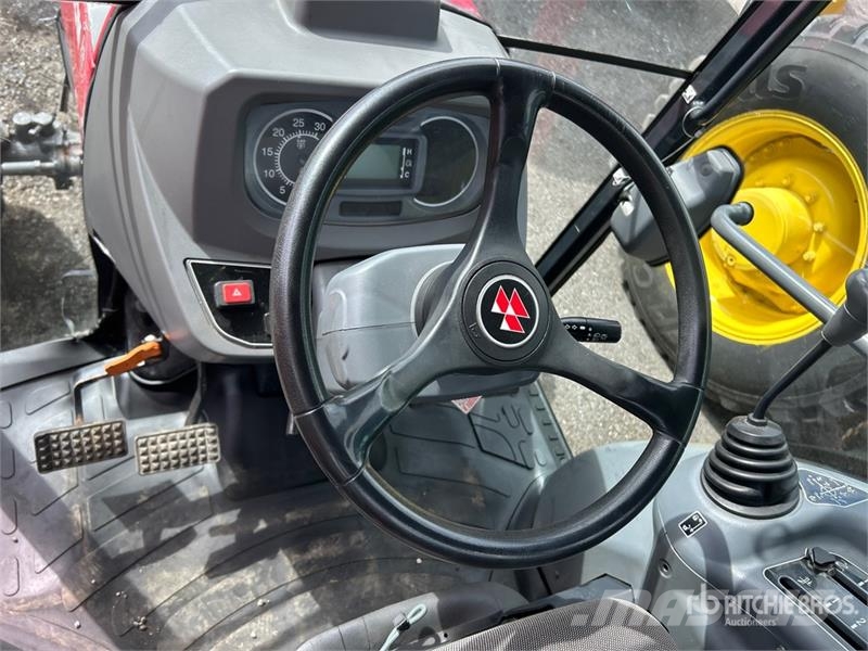 Massey Ferguson MF1760MH 4WD Utility Tractor جرارات مدمجة