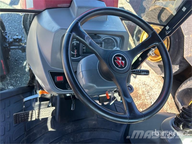 Massey Ferguson MF1760MH 4WD Utility Tractor Трактори