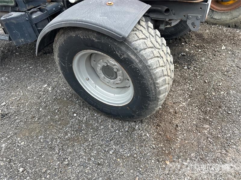 Massey Ferguson MF1760MH 4WD Utility Tractor جرارات مدمجة