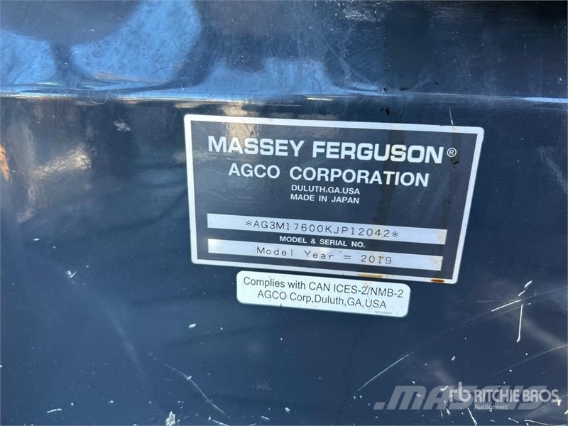 Massey Ferguson MF1760MH 4WD Utility Tractor Трактори