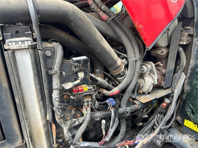 Massey Ferguson MF1760MH 4WD Utility Tractor جرارات مدمجة