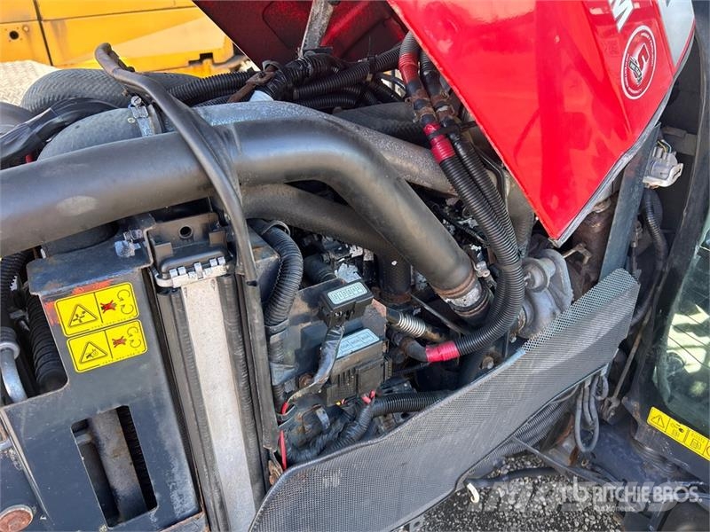 Massey Ferguson MF1760MH 4WD Utility Tractor Трактори