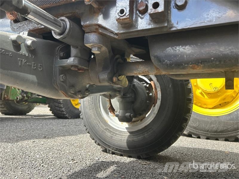 Massey Ferguson MF1760MH 4WD Utility Tractor جرارات مدمجة