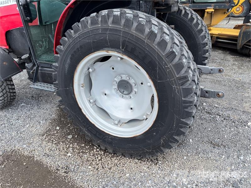 Massey Ferguson MF1760MH 4WD Utility Tractor Compact tractors