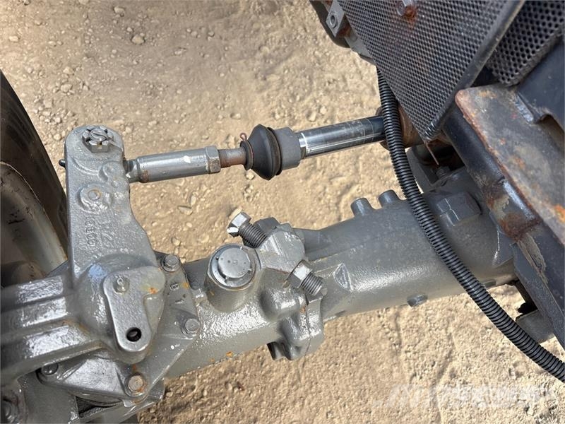 Massey Ferguson MF1760MH 4WD Utility Tractor (Inoperable) 小型拖拉机