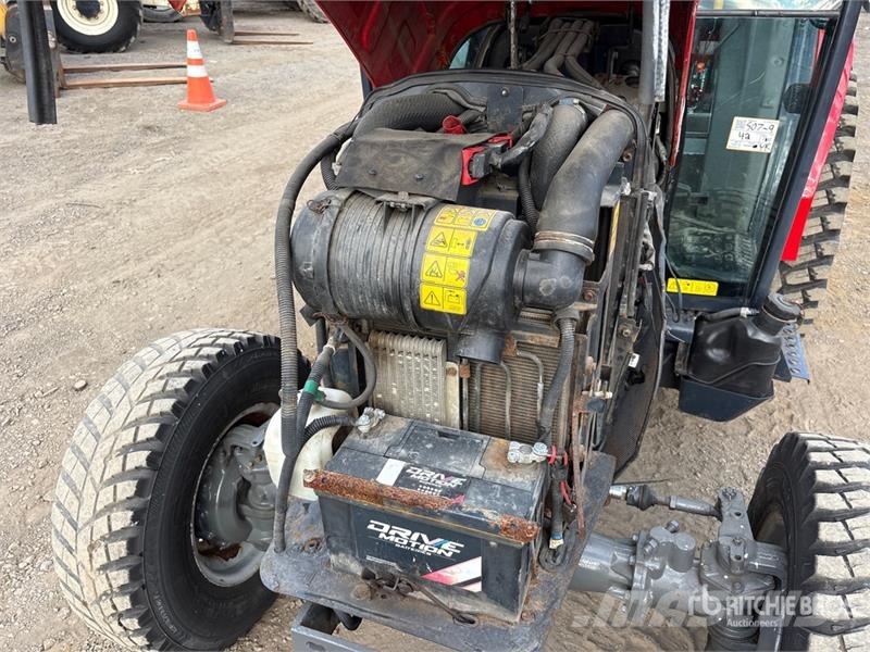 Massey Ferguson MF1760MH 4WD Utility Tractor (Inoperable) 小型拖拉机