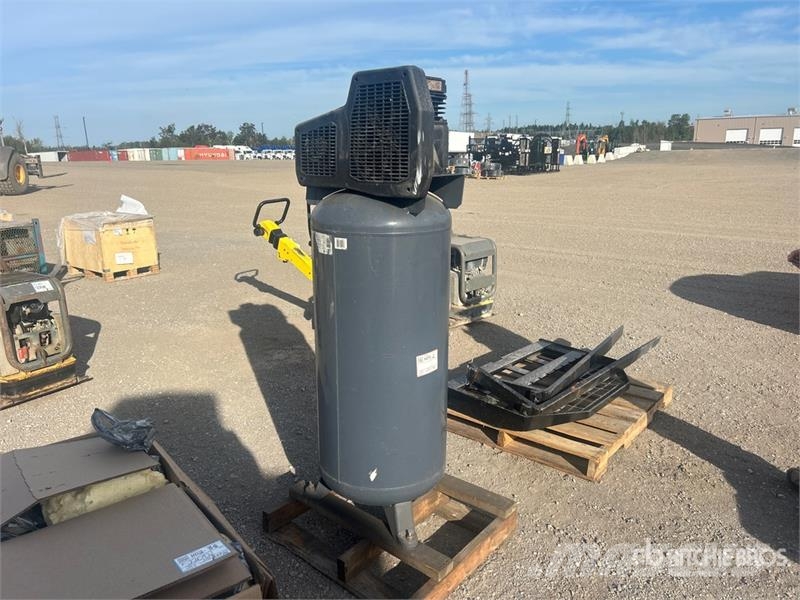 Master Craft Craft Maximum Skid-Mounted 60 gal Air Compre Kompresory