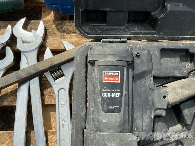 Mastercraft Tool Set, Makita Bit Set, UCAN Fastening Tool, Sim Outros componentes