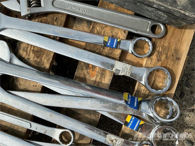 Mastercraft Tool Set, Makita Bit Set, UCAN Fastening Tool, Sim Outros componentes