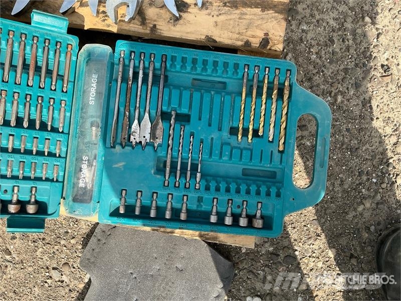 Mastercraft Tool Set, Makita Bit Set, UCAN Fastening Tool, Sim Outros componentes