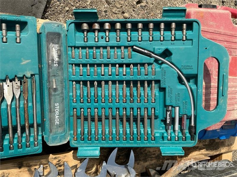 Mastercraft Tool Set, Makita Bit Set, UCAN Fastening Tool, Sim Outros componentes