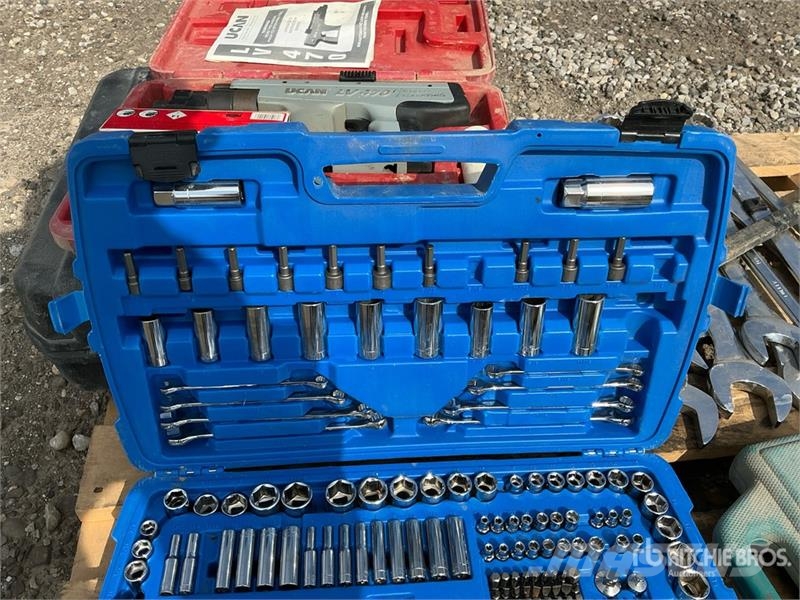 Mastercraft Tool Set, Makita Bit Set, UCAN Fastening Tool, Sim Outros componentes