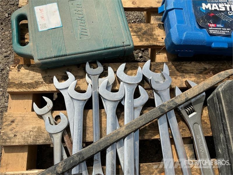 Mastercraft Tool Set, Makita Bit Set, UCAN Fastening Tool, Sim Outros componentes